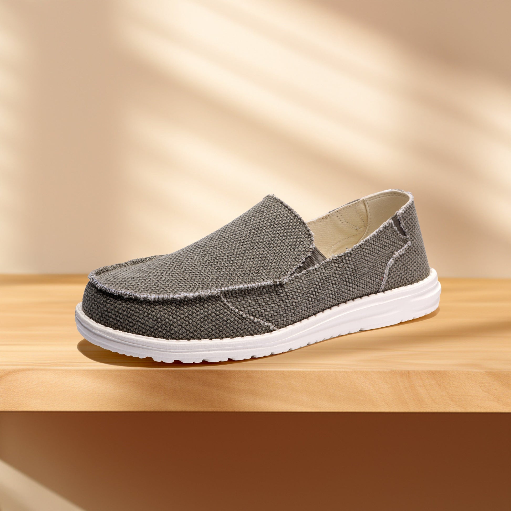 Comfortabele lichtgewicht canvas instappers