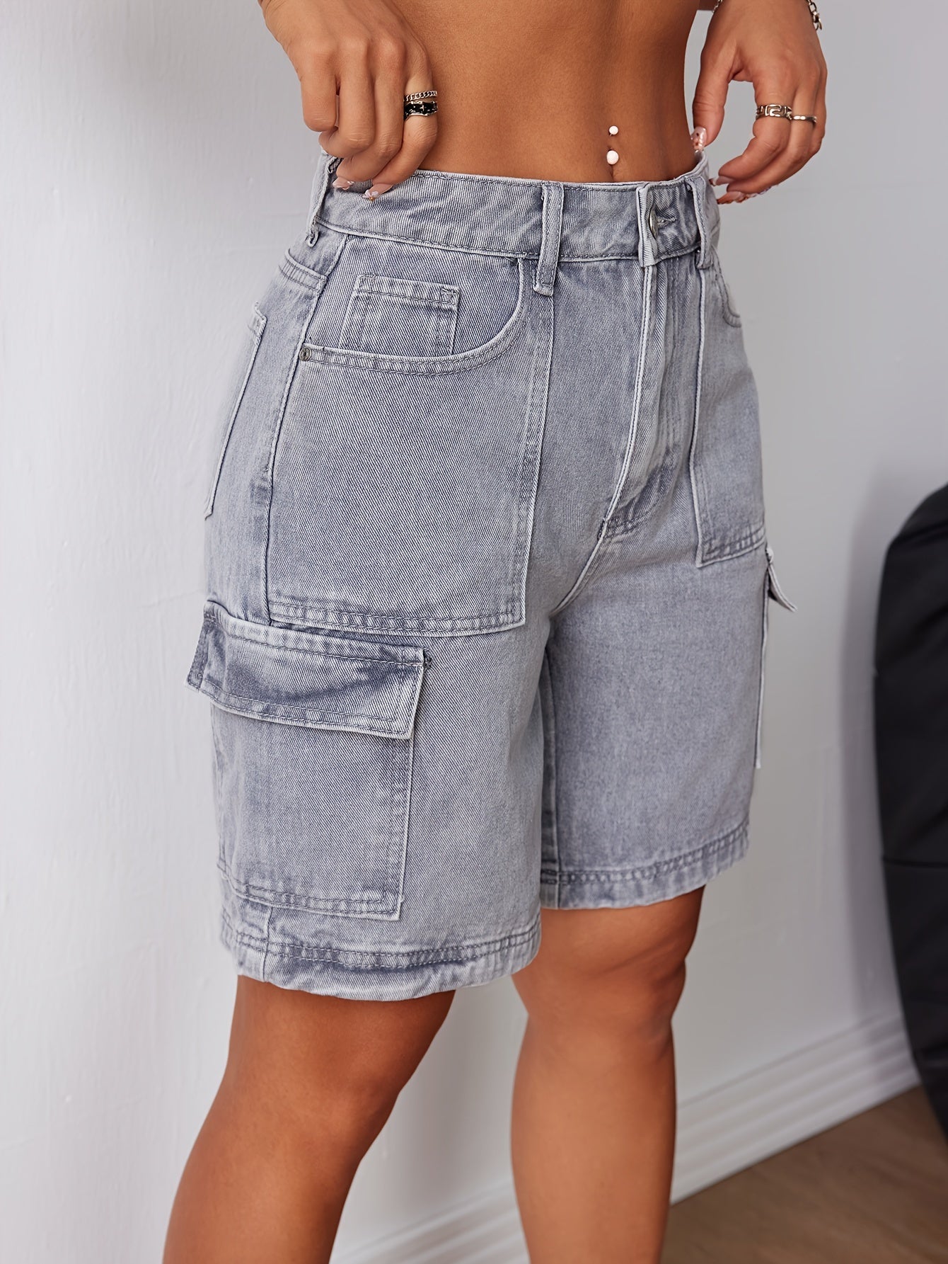 Trendy grijze denim cargoshort met hoge taille - Perfect voor de zomer! afbeelding 4