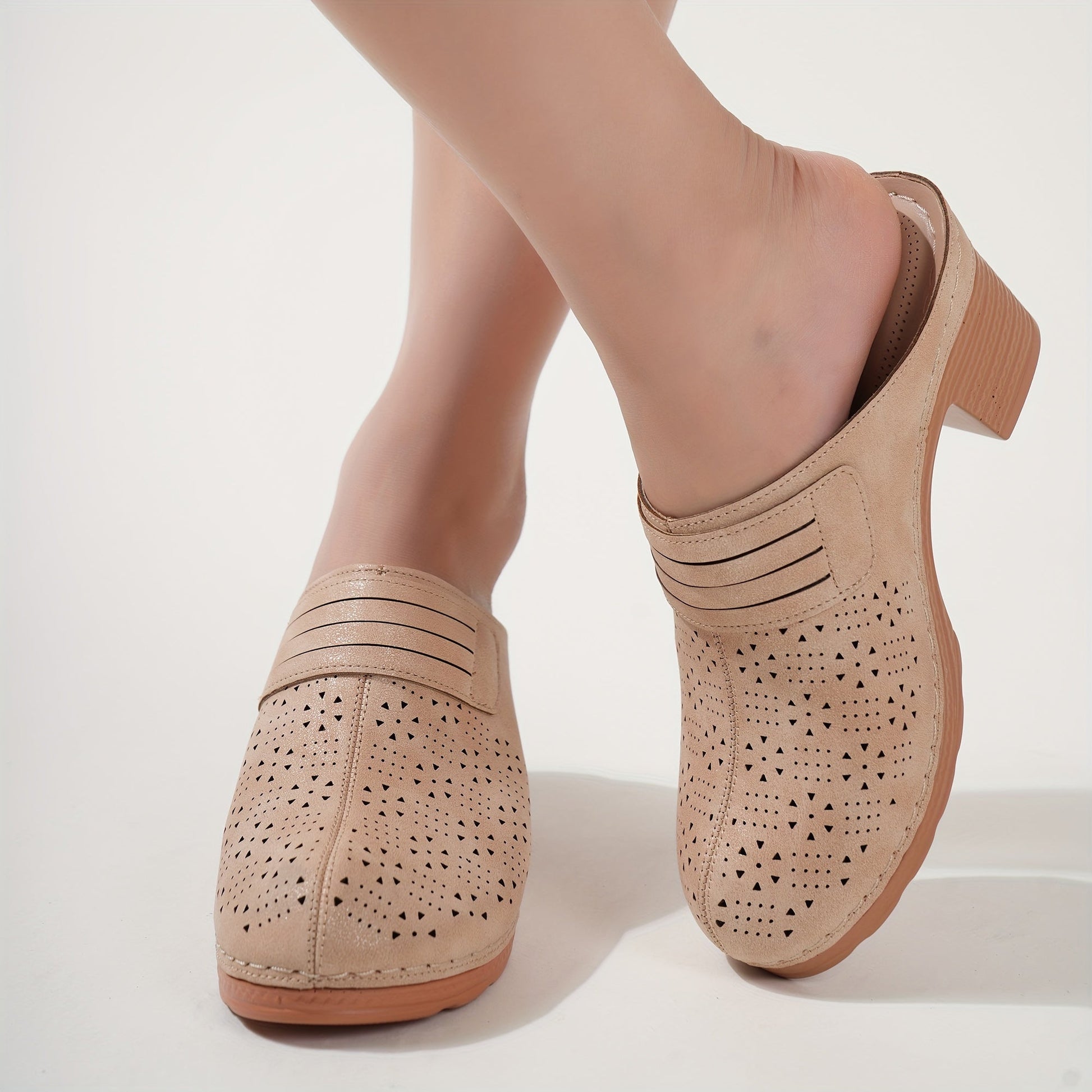 Stijlvolle dames sandalen met dikke hak: geniet van comfort en uitstraling afbeelding 8