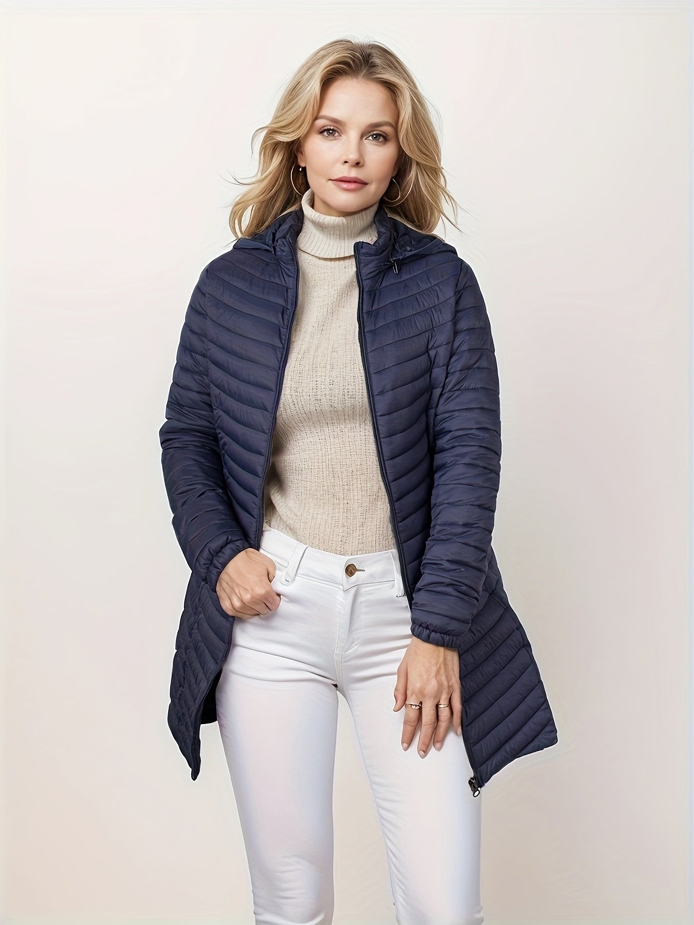 Stijlvolle gewatteerde jas met capuchon, ideaal voor herfst en winter afbeelding 3