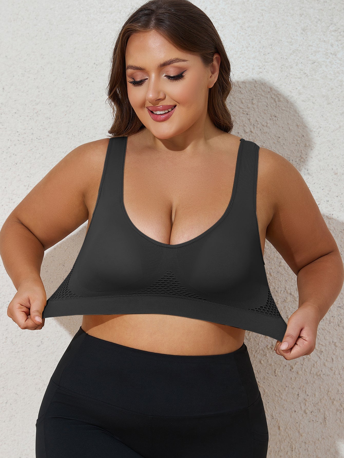 Roze sportbeha met brede bandjes en ademende stof | Perfecte ondersteuning en bewegingsvrijheid | Ideaal voor sport en dagelijks gebruik afbeelding 6