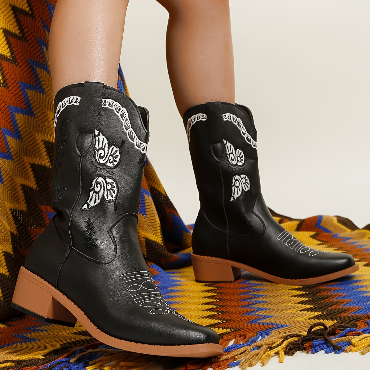 Opvallende cowboylaarzen dames | Speelse dierenprint & vlinderpatroon afbeelding 12