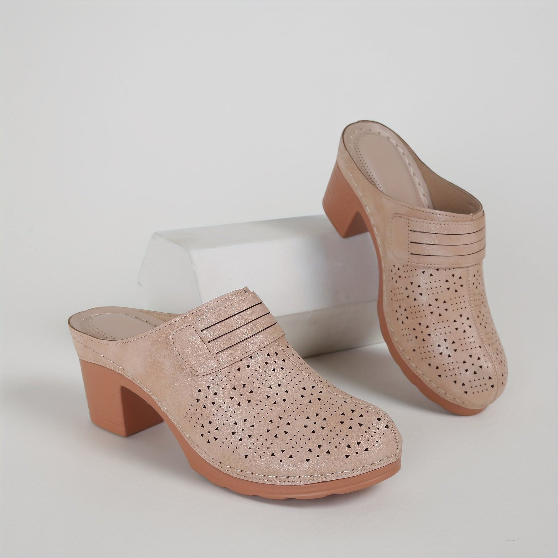 Stijlvolle dames sandalen met dikke hak: geniet van comfort en uitstraling afbeelding 3