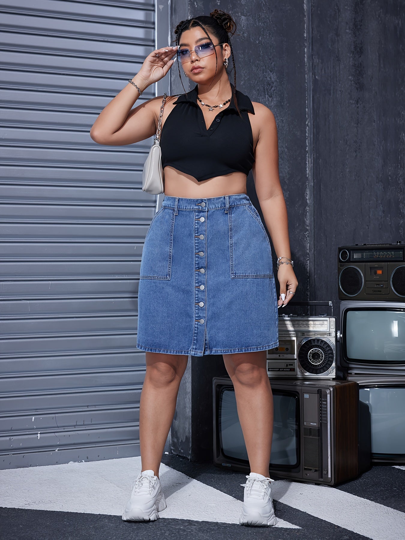 "Shop de ideale plus size denim rok met grote zakken en knoopsluiting | Comfortabel en stijlvol" afbeelding 6