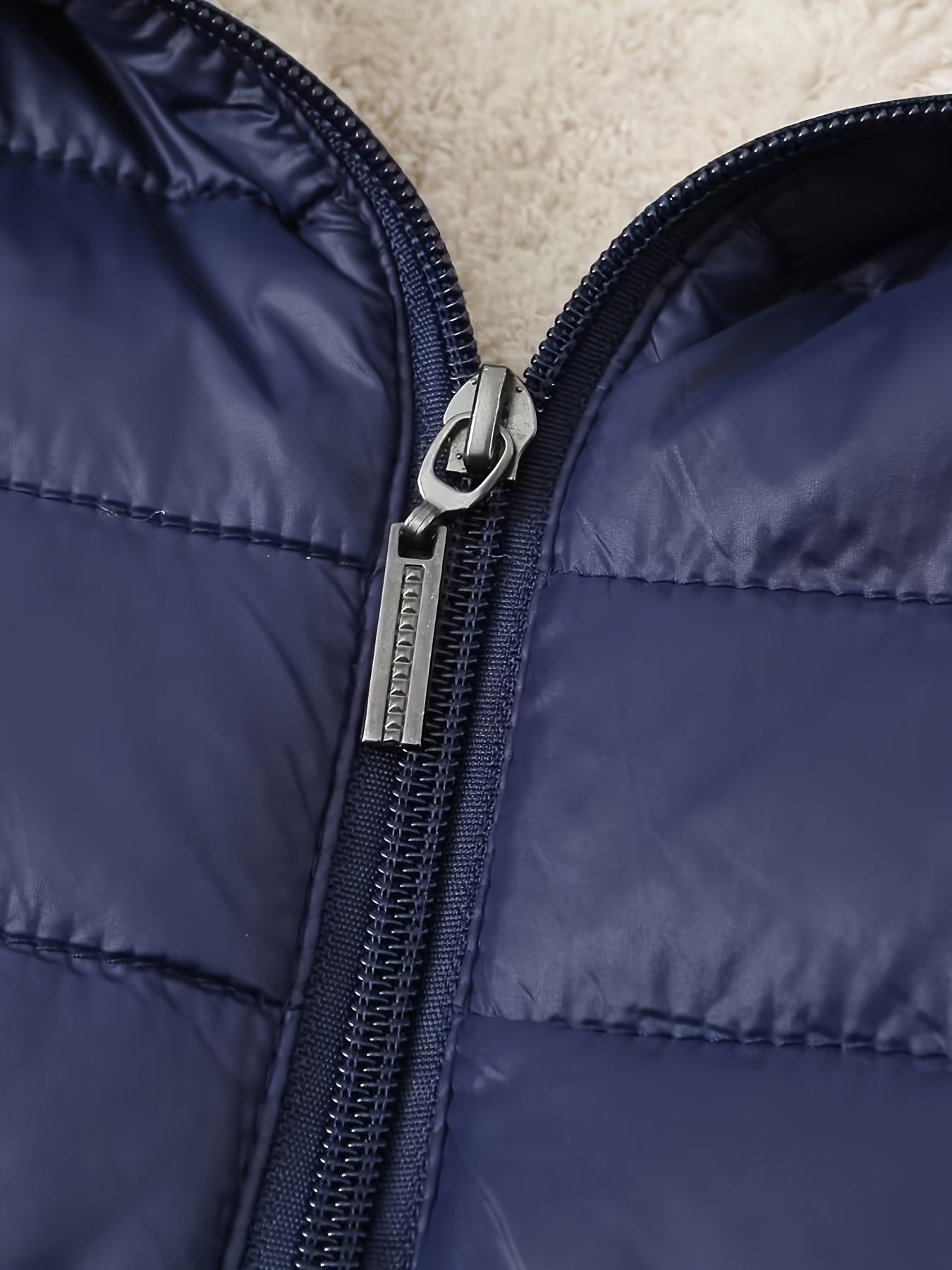 Warme puffy jas met rits en imitatiefbont voering | Stijlvol en comfortabel | Voor herfst en winter afbeelding 7