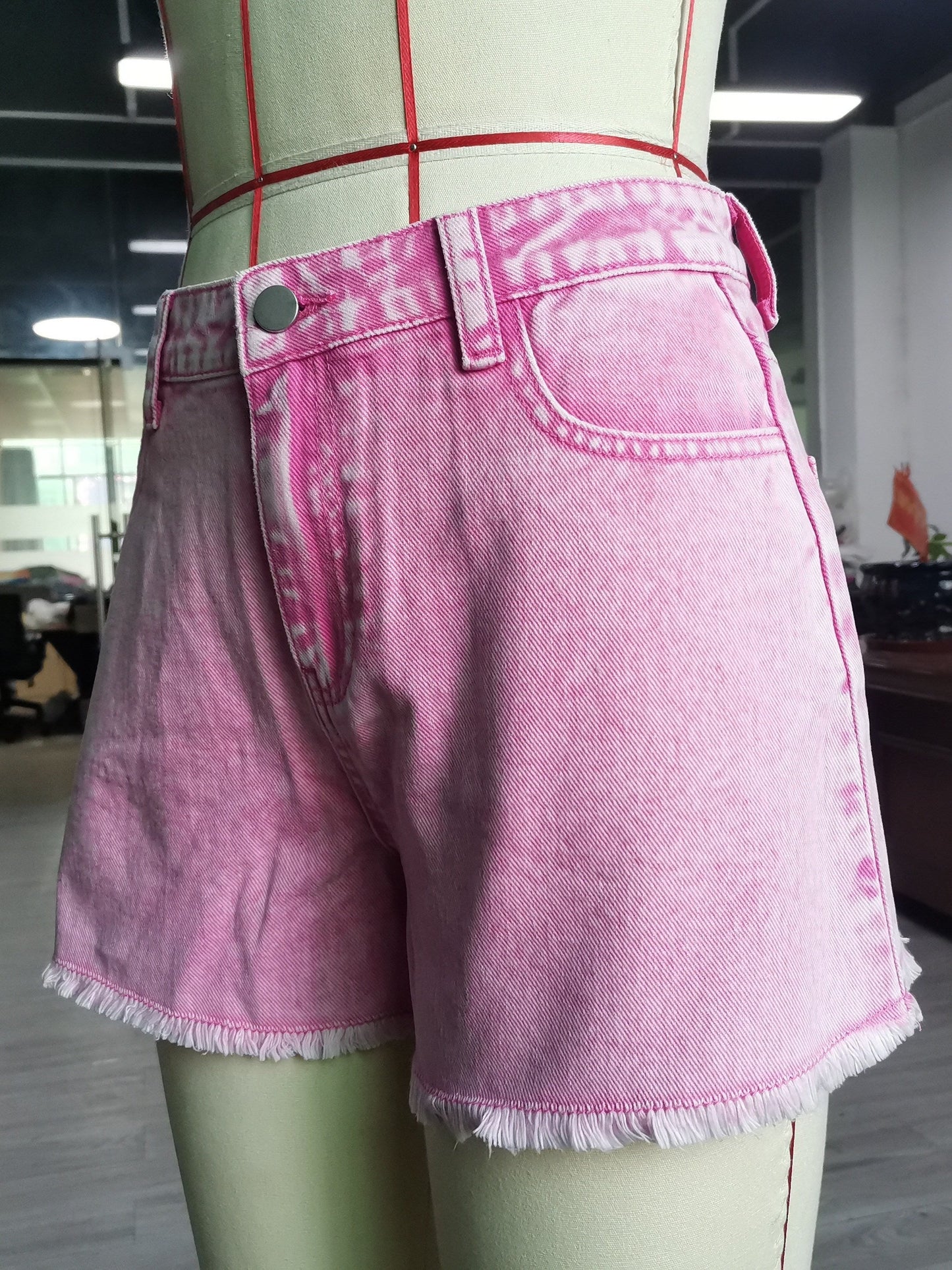 Hippe witte spijkerbroek met hoge taille en onafgewerkte zoom - 100% katoen en zomerproof! Shop nu! afbeelding 10