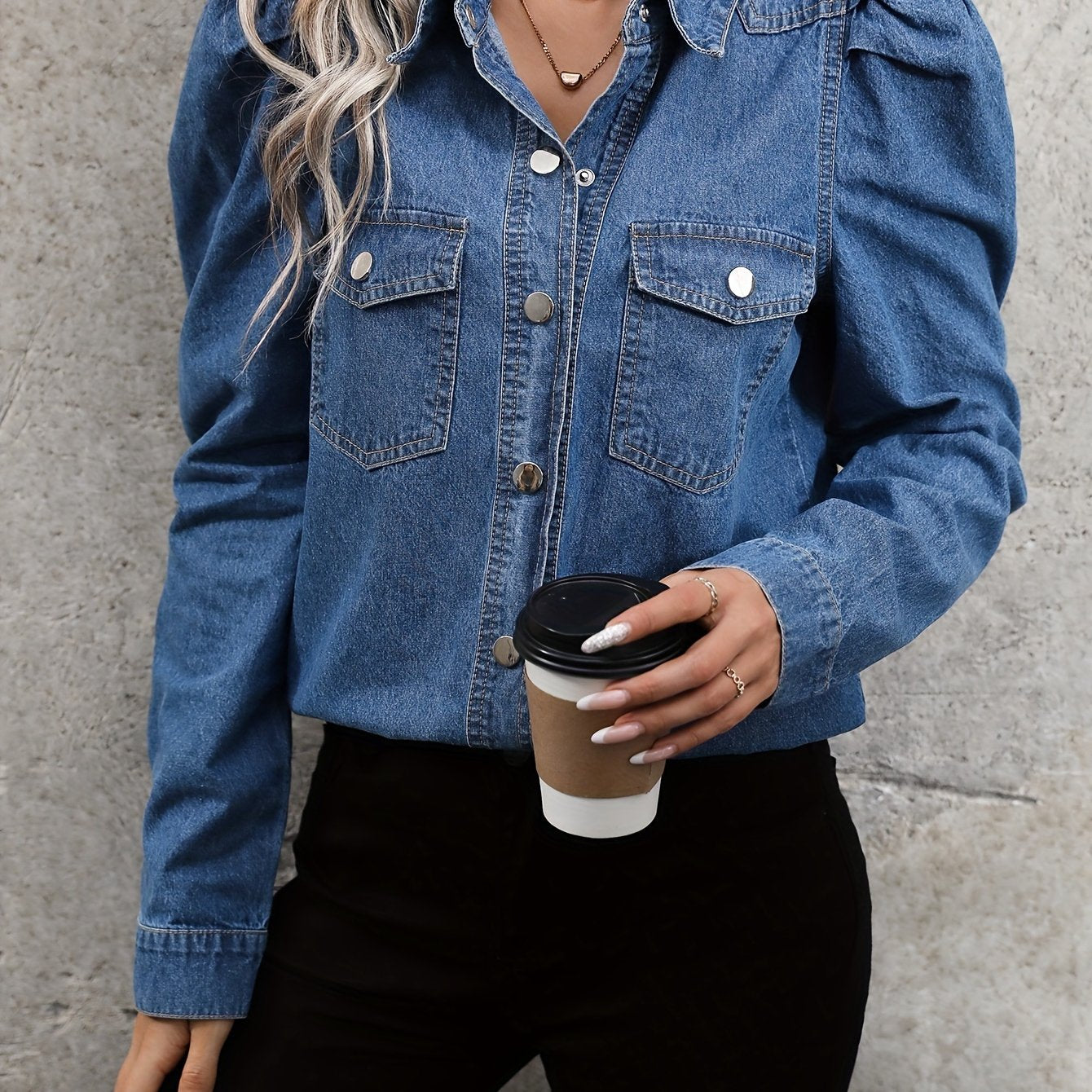 Stoer en stijlvol: Denim jack met klepzakken voor dames - Perfect voor de lente en herfst afbeelding 7