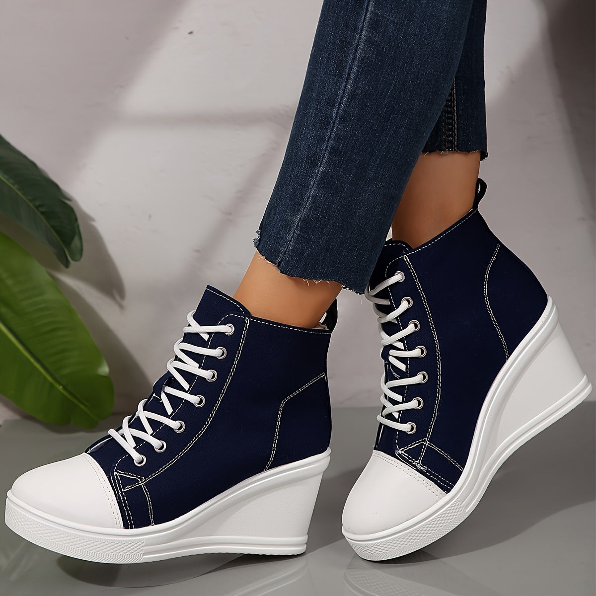 Stijlvolle dames enkellaarzen met wedge hak: de perfecte mix van comfort en fashion afbeelding 17