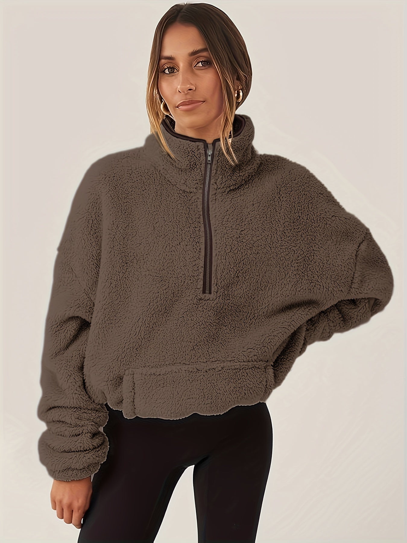 Luxe dames trui van schapenwol in moderne stijl | Middelzware stretch en opstaande kraag | Ideaal voor de herfst en winter afbeelding 10