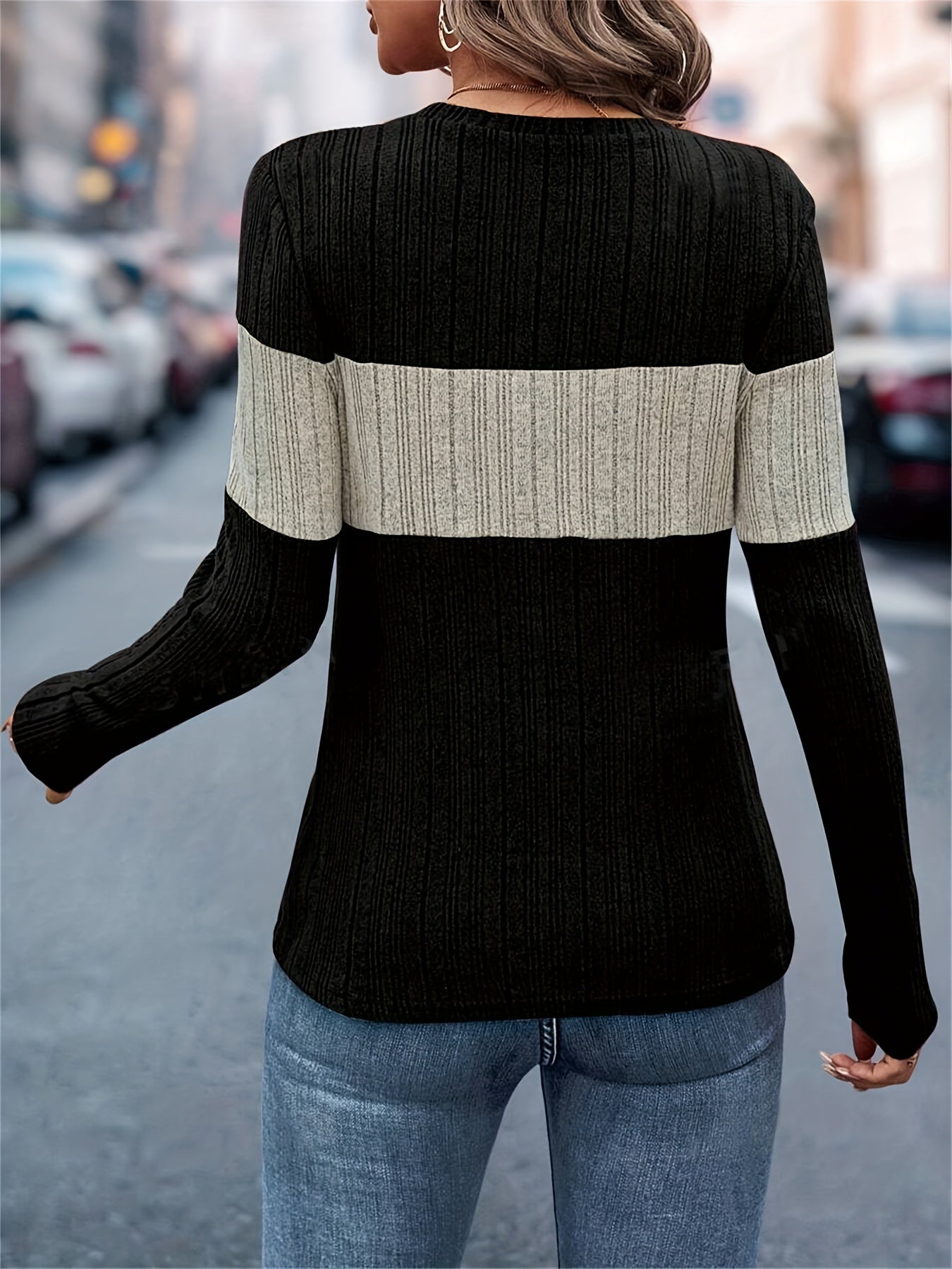 T-shirt met kleurblokken en lange mouwen afbeelding 7