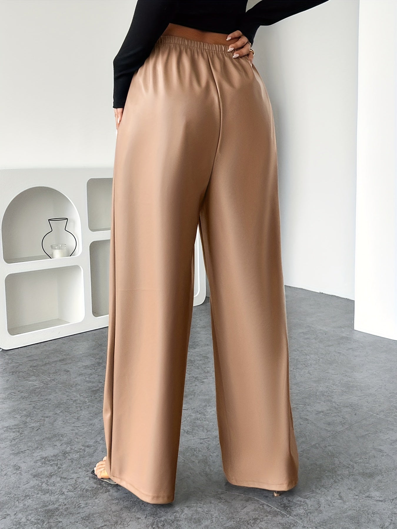 Stijlvolle en Comfortabele Dames Kunstlederen Broeken | Hoge Taille en Elastische Band | Herfst en Winter | Bestel Nu! afbeelding 2