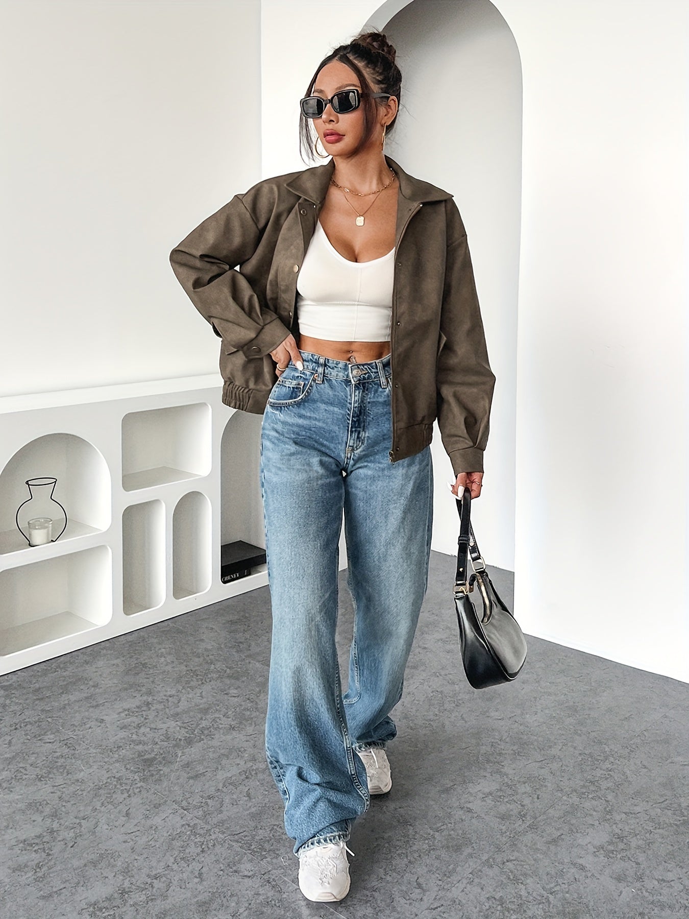 Stijlvolle Kunstlederen Jas voor Vrouwen - Ontdek de Luxe en Comfortabele Herfst- en Winterlook afbeelding 1