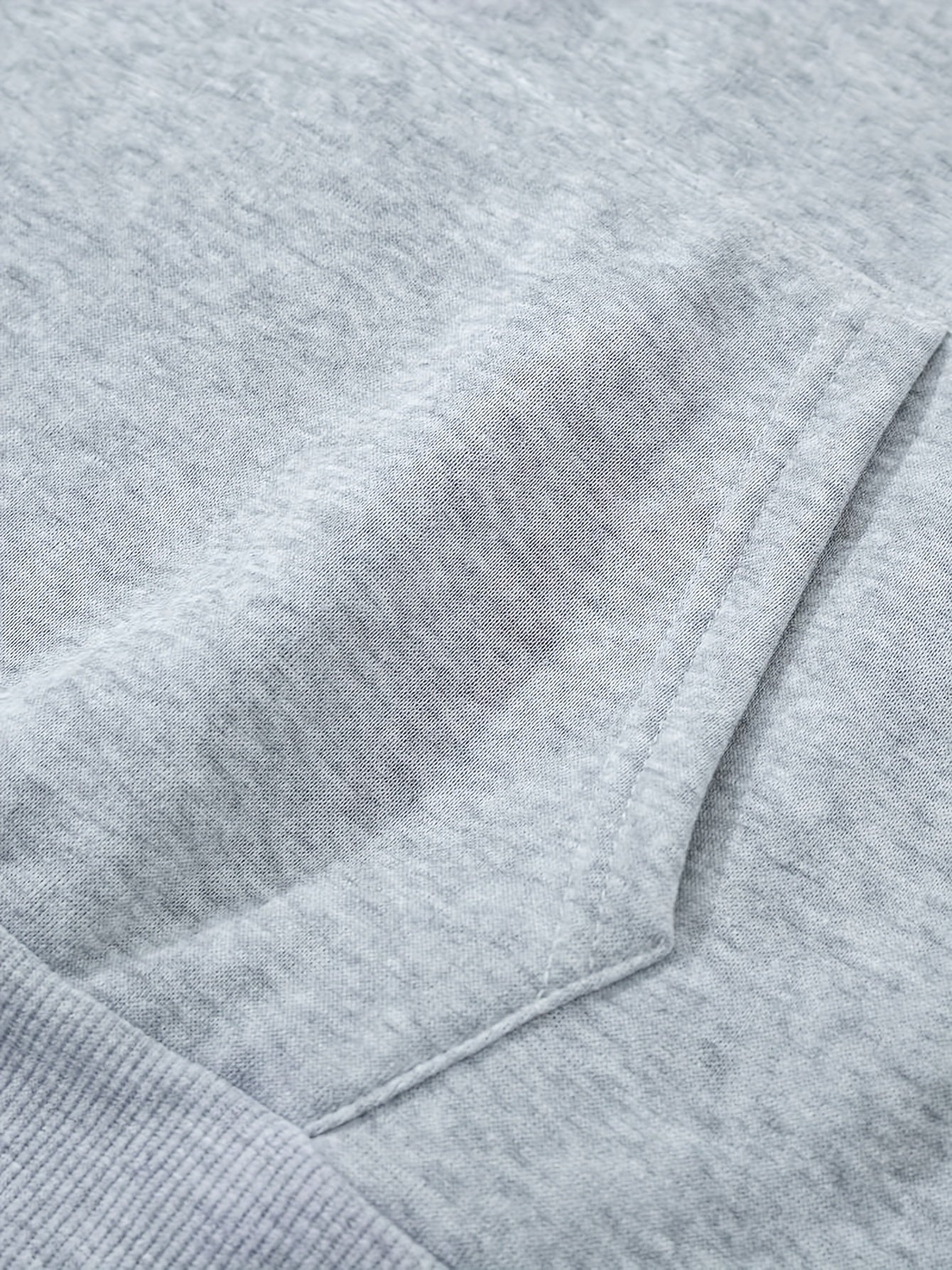 Stijlvolle letterprint dameshoodie | Comfortabele katoenmix | Herfst- en wintergarderobe																			 afbeelding 3