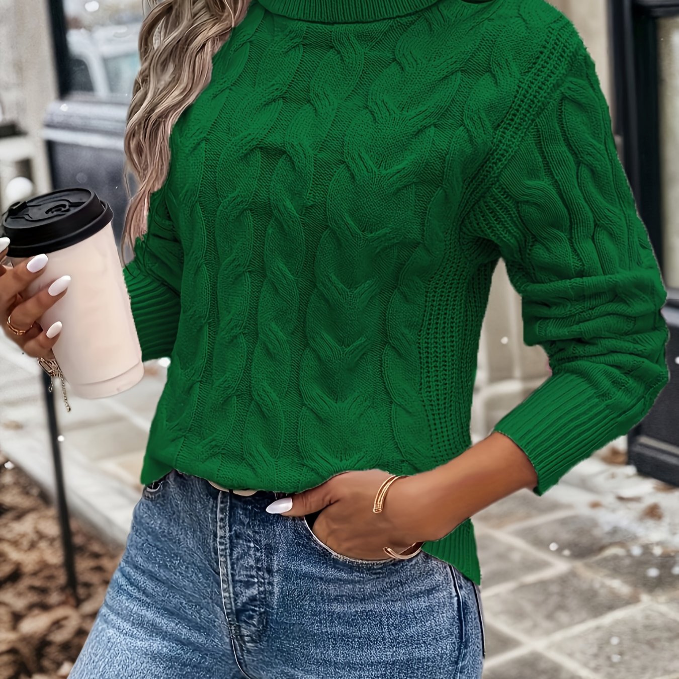 Stijlvolle kabelgebreide coltrui van katoenmix | Shop nu voor herfst en winter afbeelding 18