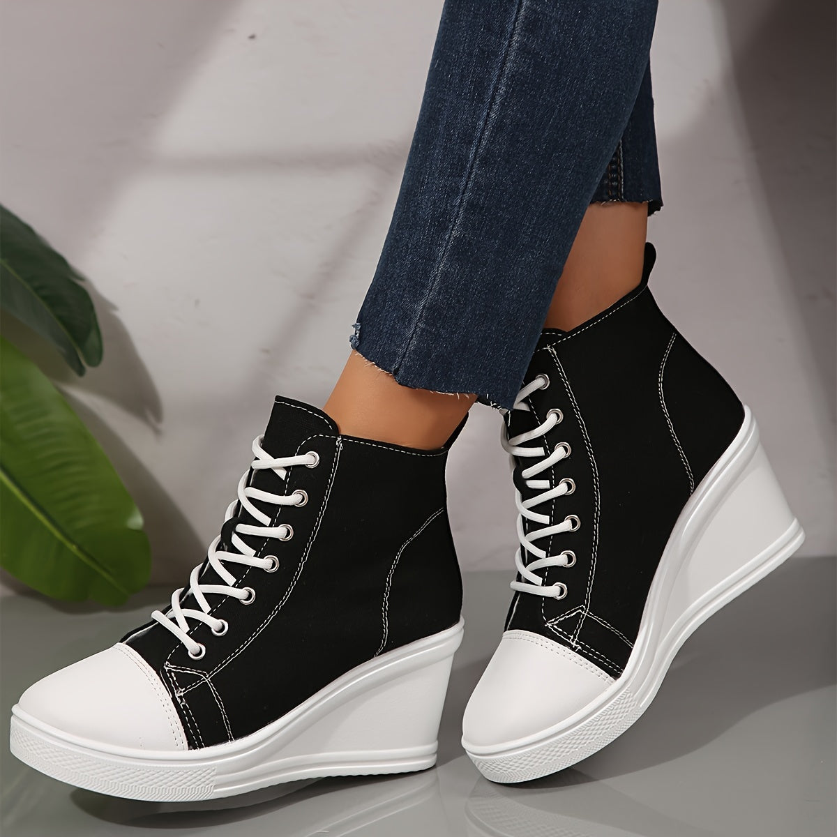 Stijlvolle dames enkellaarzen met wedge hak: de perfecte mix van comfort en fashion afbeelding 8
