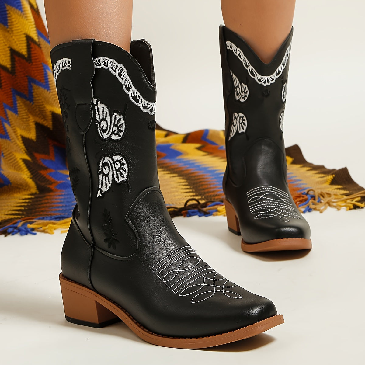 Opvallende cowboylaarzen dames | Speelse dierenprint & vlinderpatroon afbeelding 6