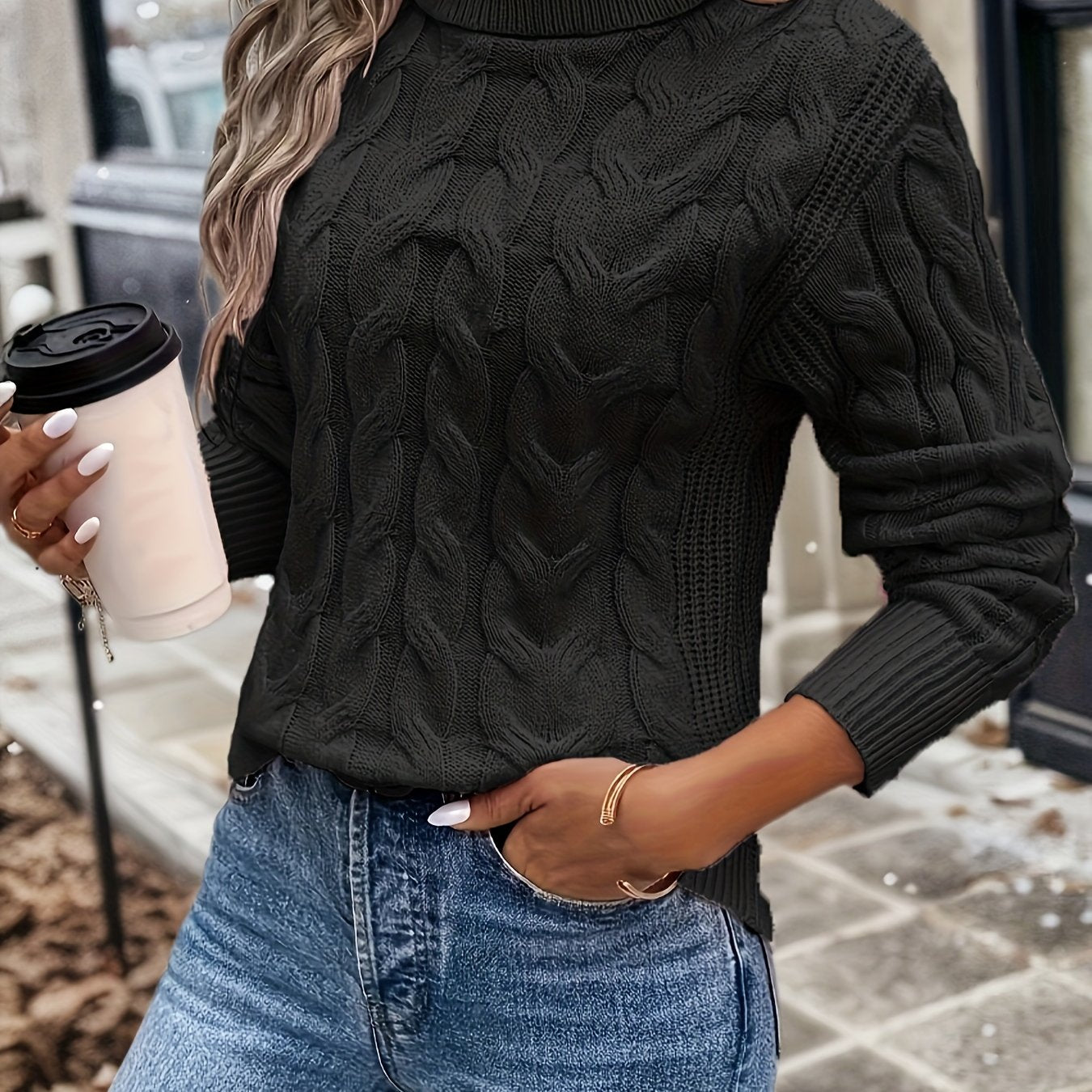 Stijlvolle kabelgebreide coltrui van katoenmix | Shop nu voor herfst en winter afbeelding 17