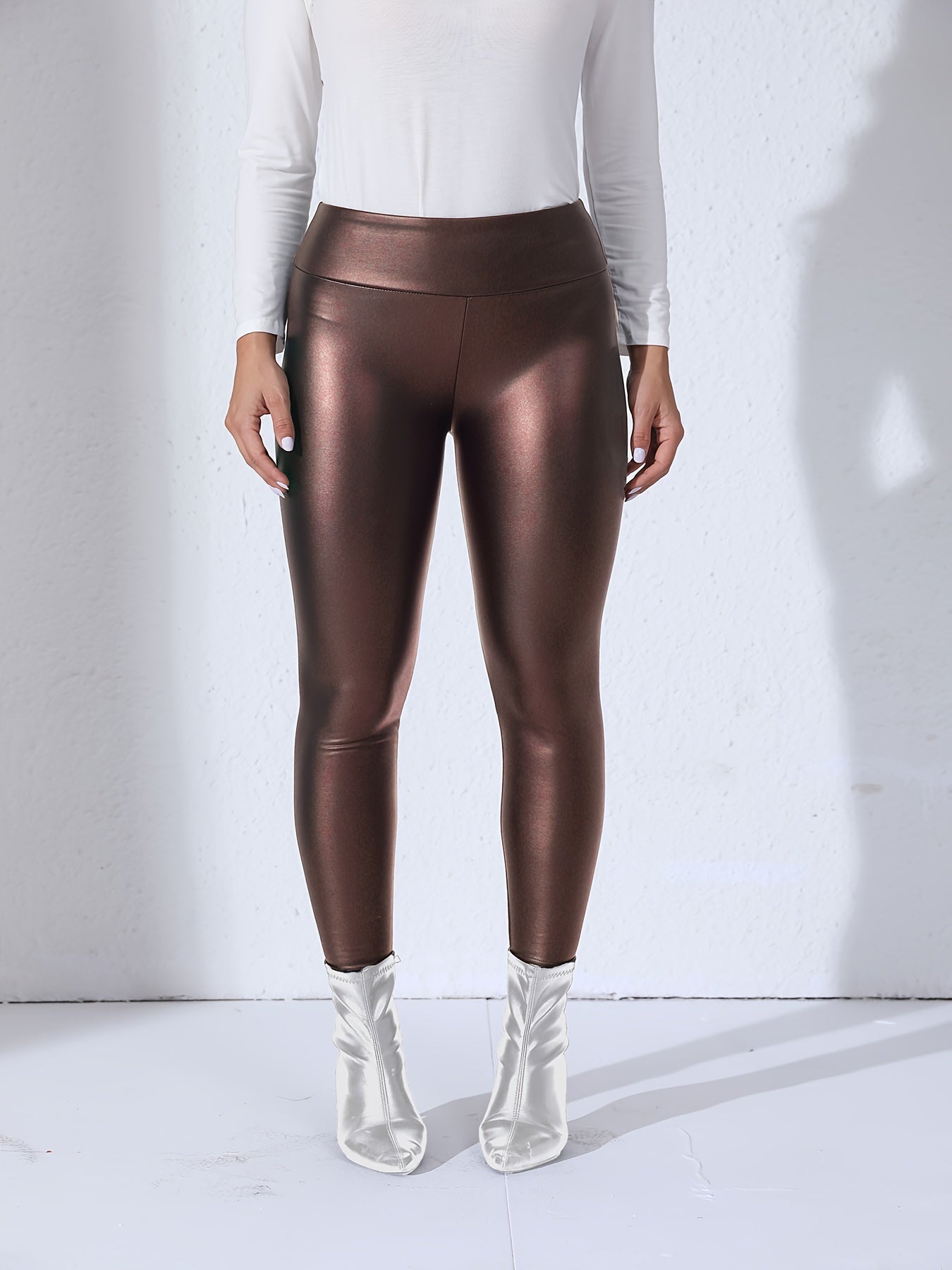 Stijlvolle en comfortabele PU-leer sportleggings voor herfst en winter buitenavonturen afbeelding 10