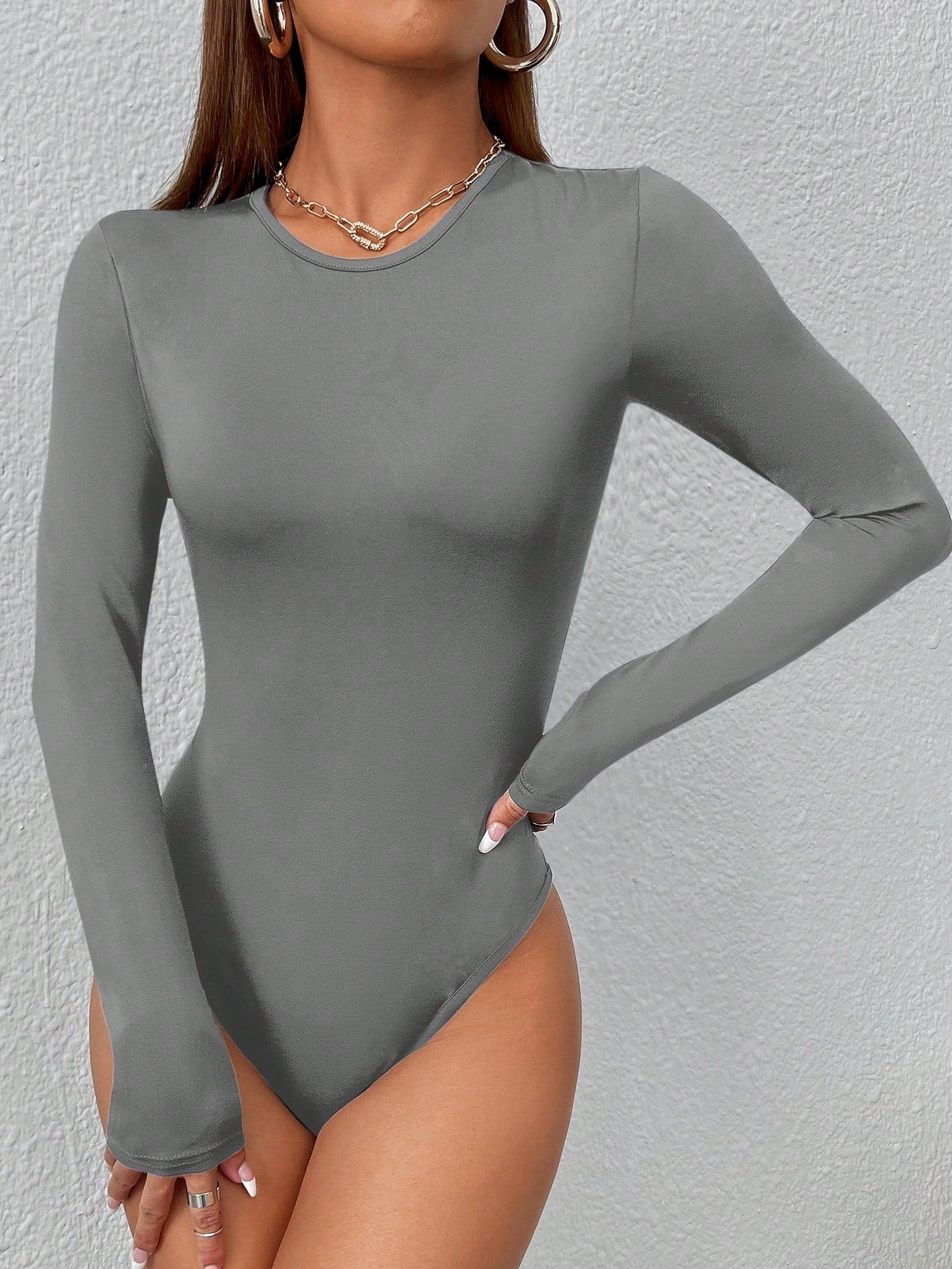 Ga naar de collectie Bodysuit met ronde hals en lange mouwen in slim fit voor dames, casual stijl voor dagelijks gebruik in de lente-31
