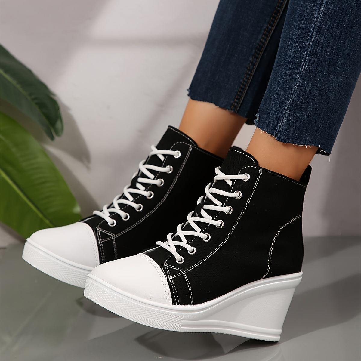 Stijlvolle dames enkellaarzen met wedge hak: de perfecte mix van comfort en fashion afbeelding 14