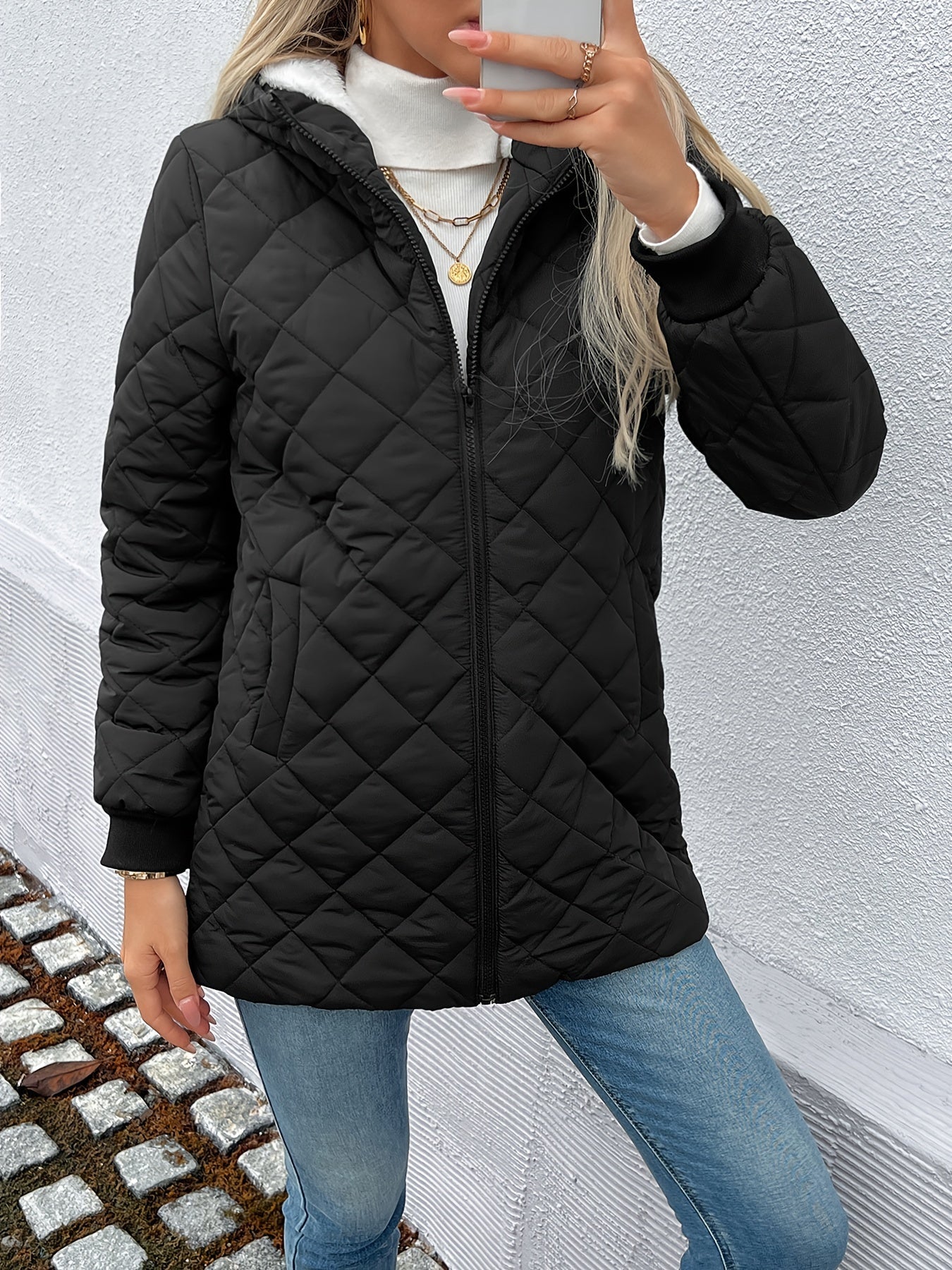 Stijlvolle gewatteerde puffy jas met imitatie bontvoering | Warme halflange winterjas voor herfst en winter afbeelding 4