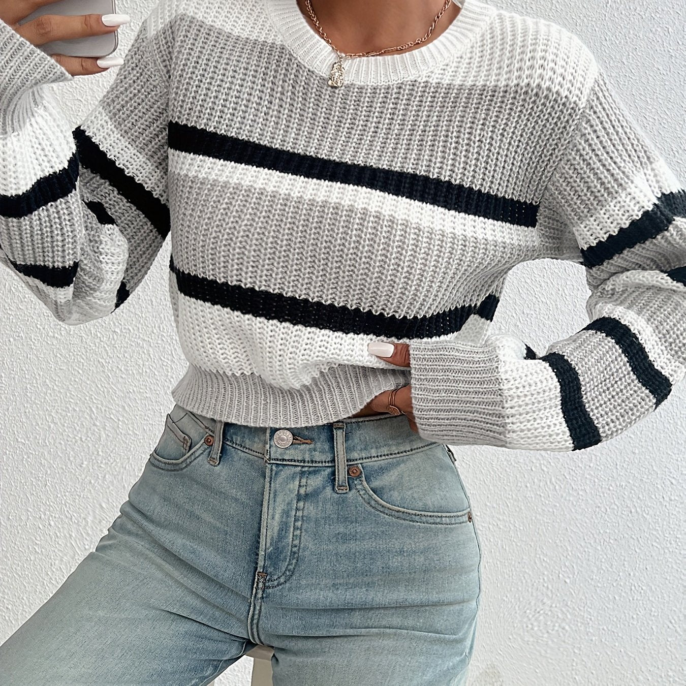 Trendy en comfortabele colorblock gebreide trui voor een stijlvolle herfst- en winterlook afbeelding 11
