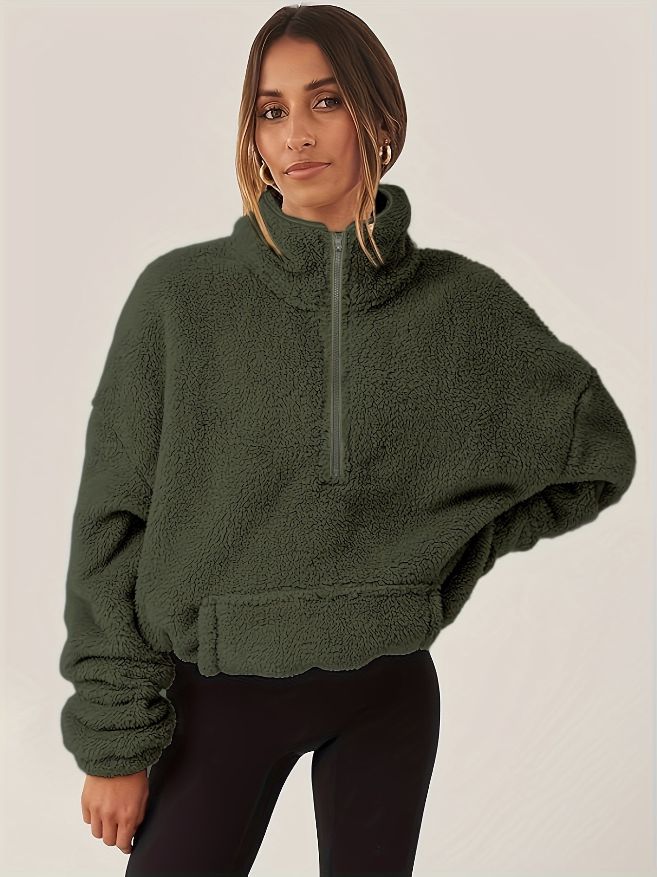 Luxe dames trui van schapenwol in moderne stijl | Middelzware stretch en opstaande kraag | Ideaal voor de herfst en winter afbeelding 8