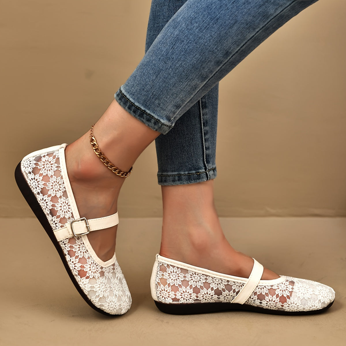 Vintage balletschoentjes: stijlvol en tijdloos - Ontdek de perfecte mix van comfort en elegantie! afbeelding 4