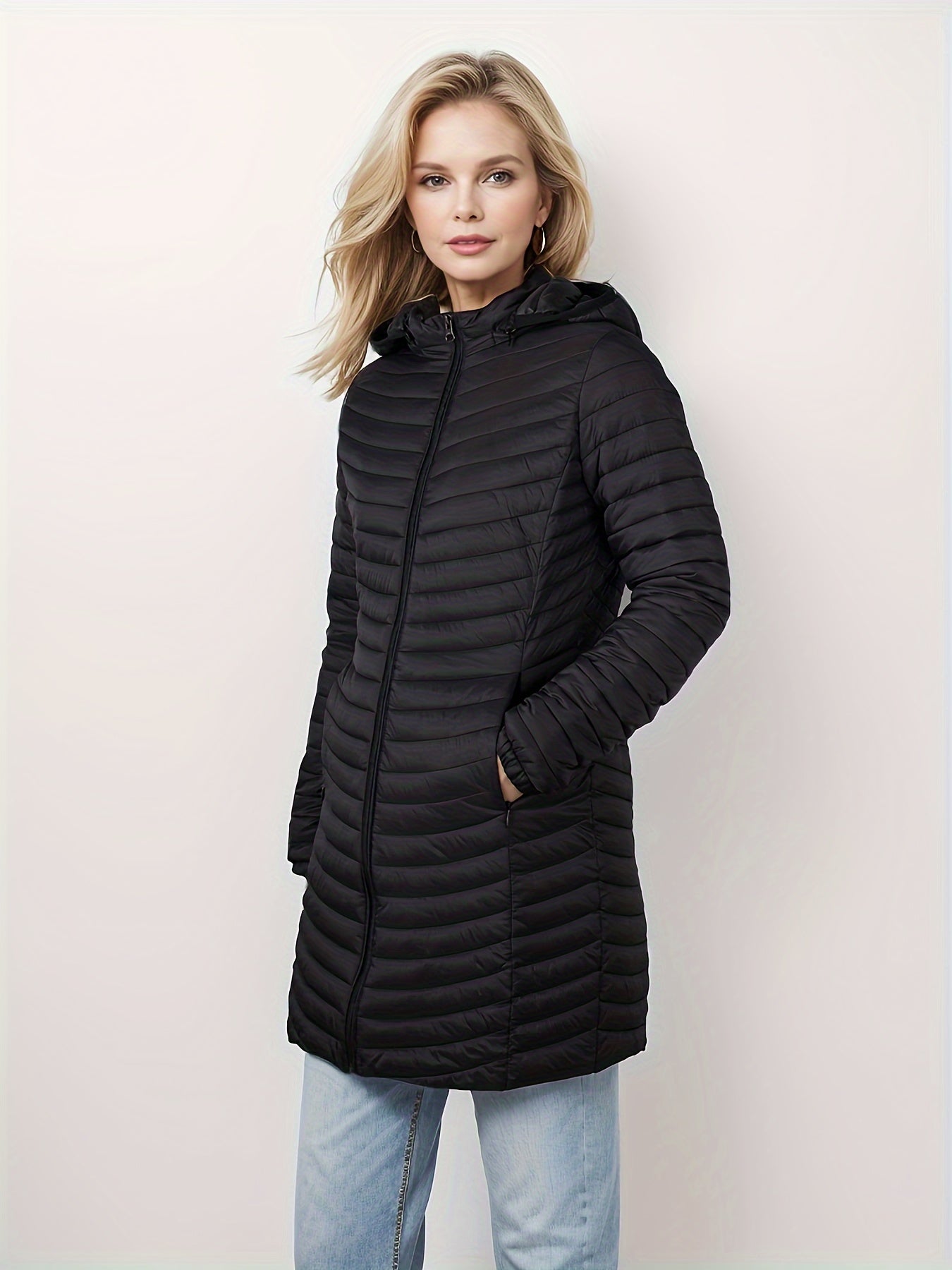 Stijlvolle gewatteerde jas met capuchon, ideaal voor herfst en winter afbeelding 10