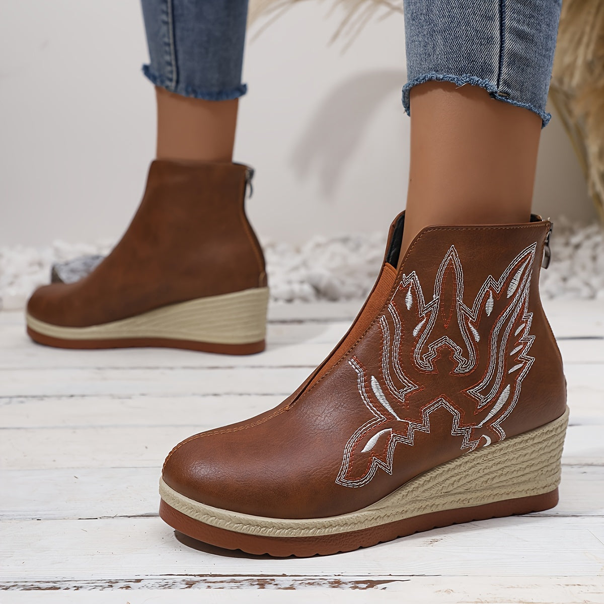 Dames enkellaarzen met sleehak van luxe synthetisch leer - stijlvol en comfortabel afbeelding 5