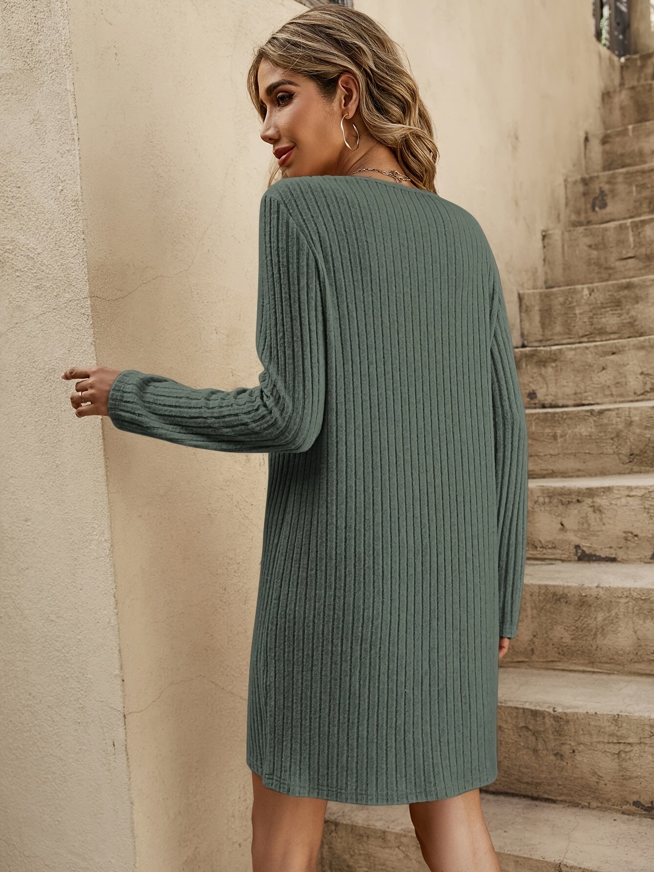 Tunikajurk: veelzijdig, stijlvol en comfortabel in elke seizoen - Shop de perfecte toevoeging aan je garderobe nu! afbeelding 2