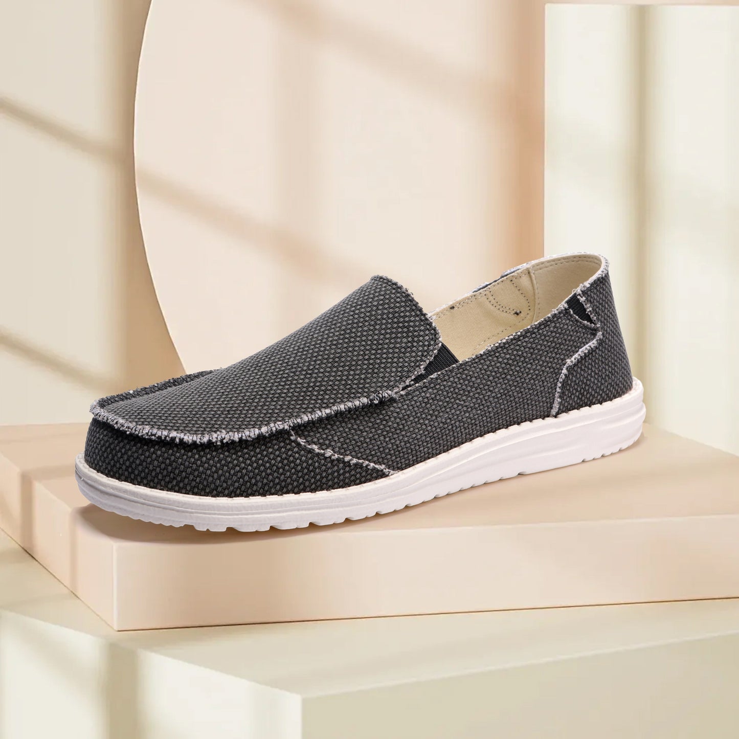 Comfortabele lichtgewicht canvas instappers