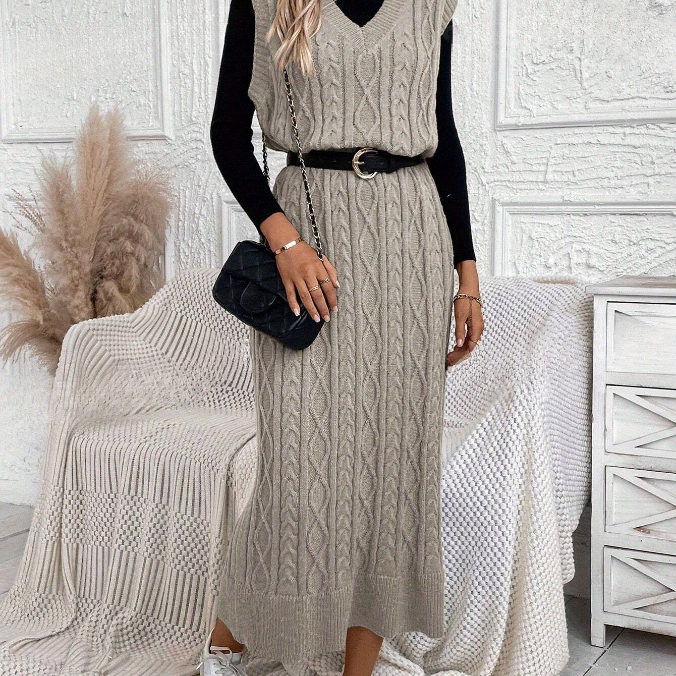 "Luxe Gebreide Maxi-jurk met V-hals - Elegant en Comfortabel | Perfect voor Zomer" afbeelding 12