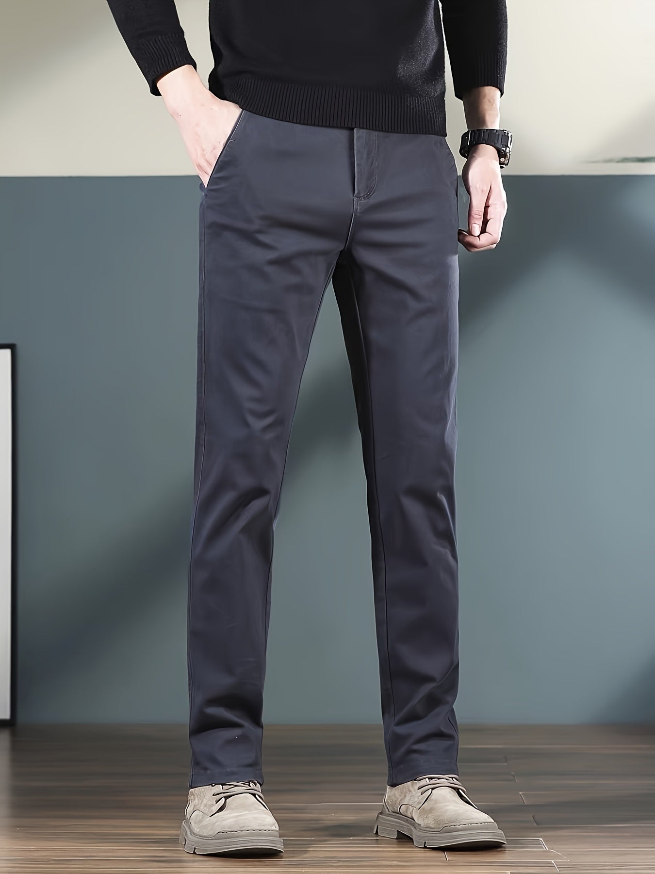 Lichtgewicht chino met klassieke pasvorm