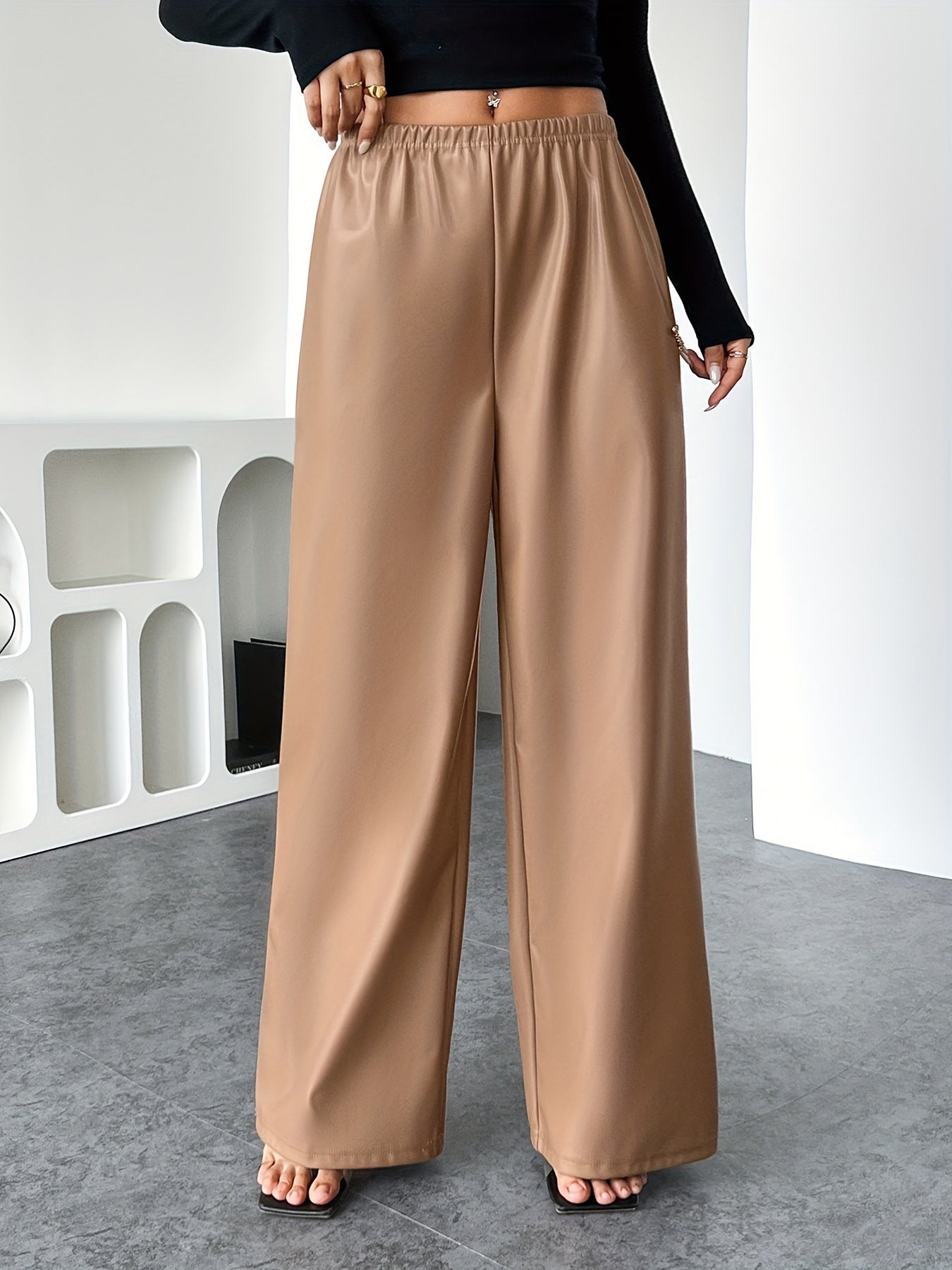 Stijlvolle en Comfortabele Dames Kunstlederen Broeken | Hoge Taille en Elastische Band | Herfst en Winter | Bestel Nu! afbeelding 3