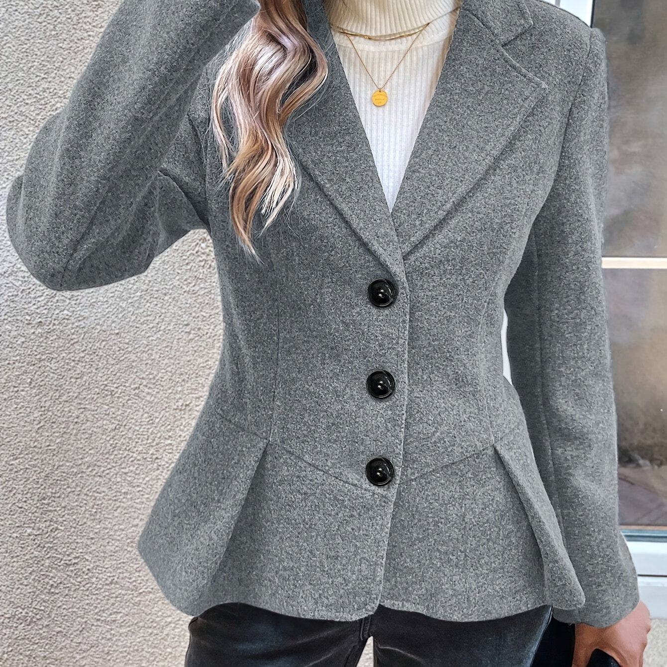 Stijlvol en tijdloos: de ideale damesblazer voor elke gelegenheid afbeelding 4