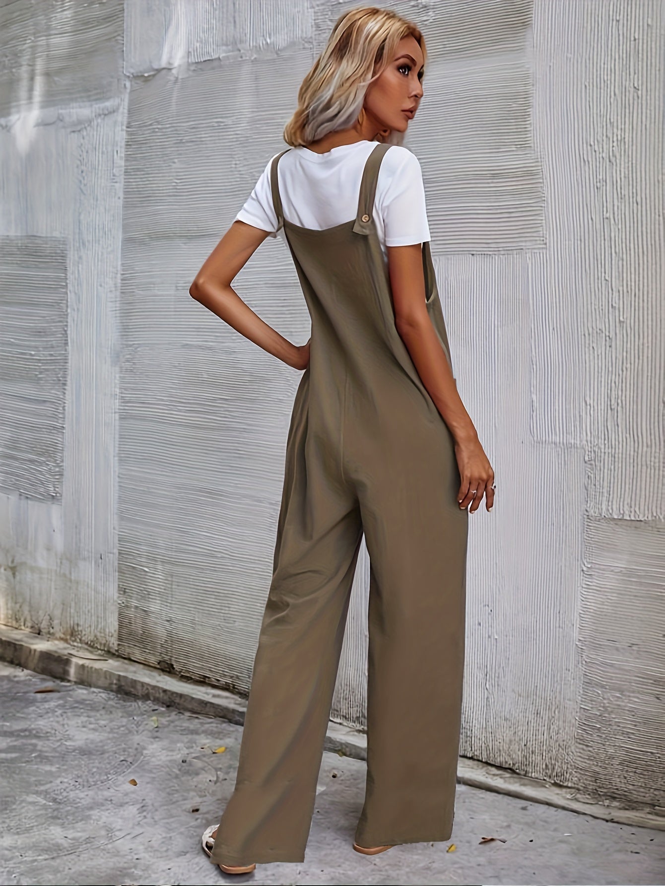 Comfortabele jumpsuit van 100% katoen: stijlvol en praktisch! Shop nu. afbeelding 3