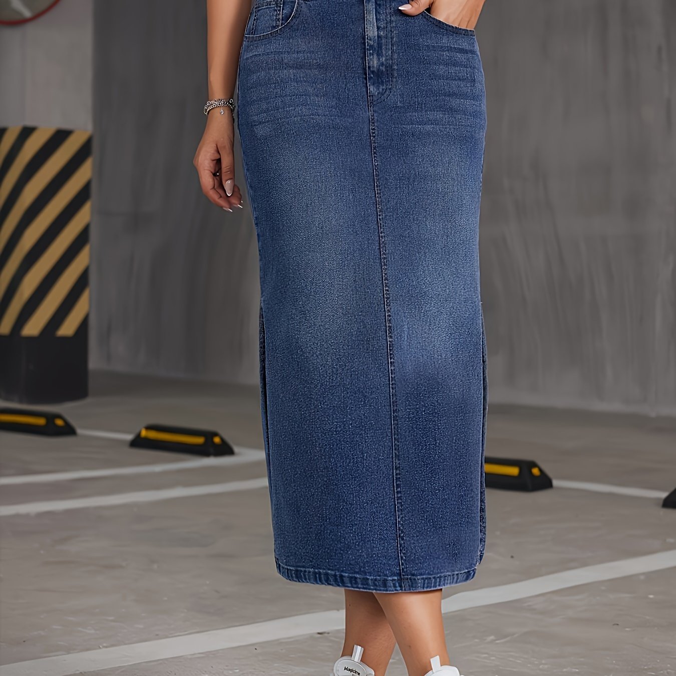 Blauwe denim midi-rok met hoge taille: stijlvol en comfortabel voor elke vrouw afbeelding 6