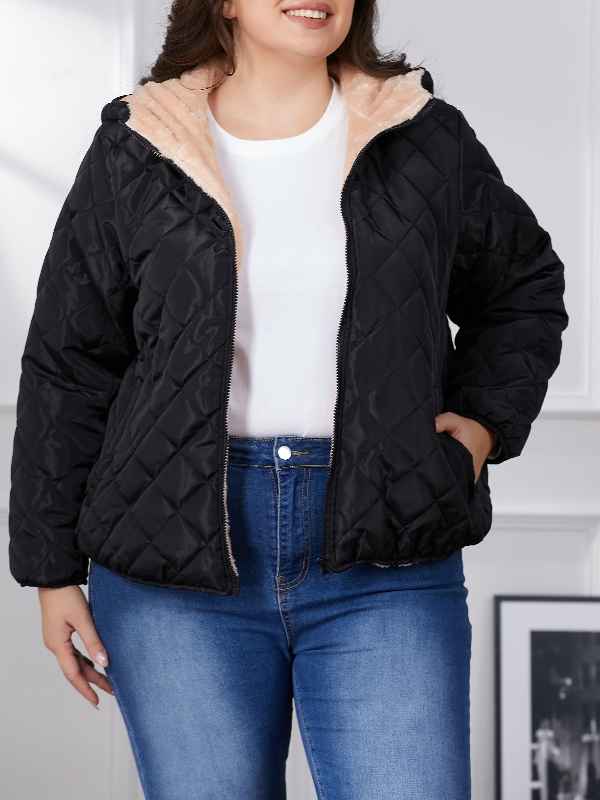 Stijlvolle plus size gewatteerde jas met capuchon - warm en elegant voor de winter afbeelding 4