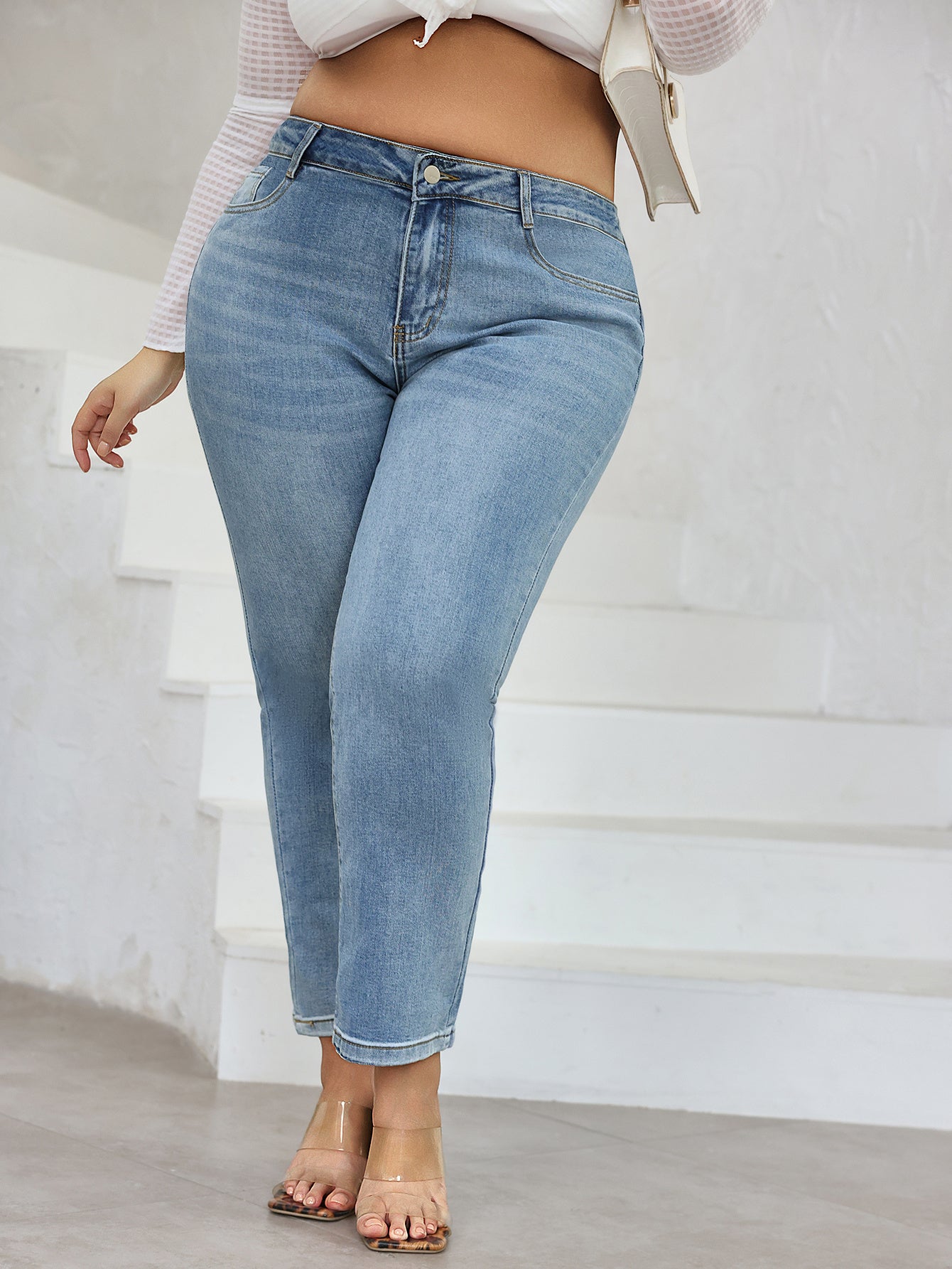 Plus size spijkerbroek hoge taille | Comfort & stijl in één | Shop nu! afbeelding 2