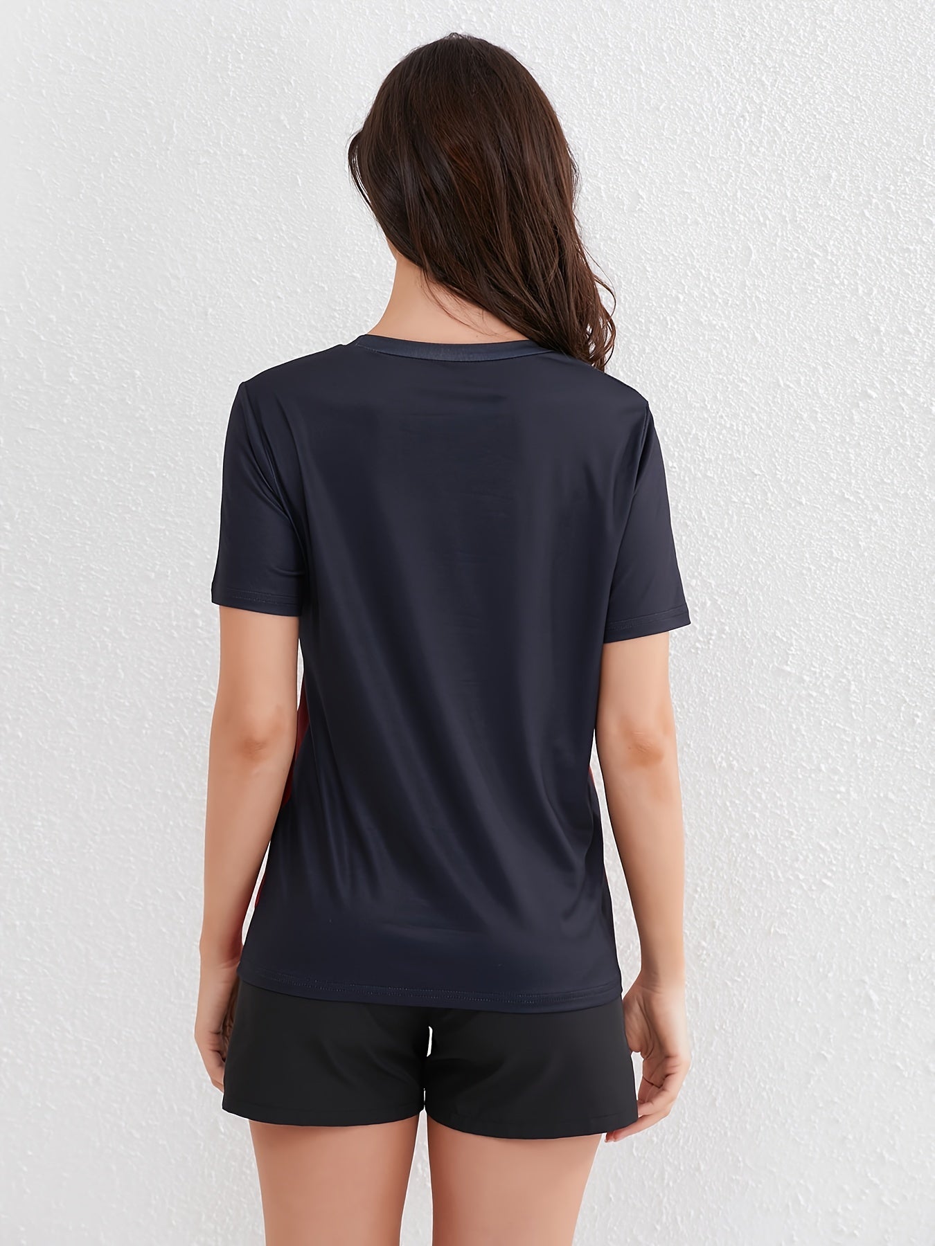 Modieuze en comfortabele ombre sport T-shirt voor dames | Hoog-elastische katoenmix | Geschikt voor elke sport | Ombre-print | All-seasons shirt afbeelding 7