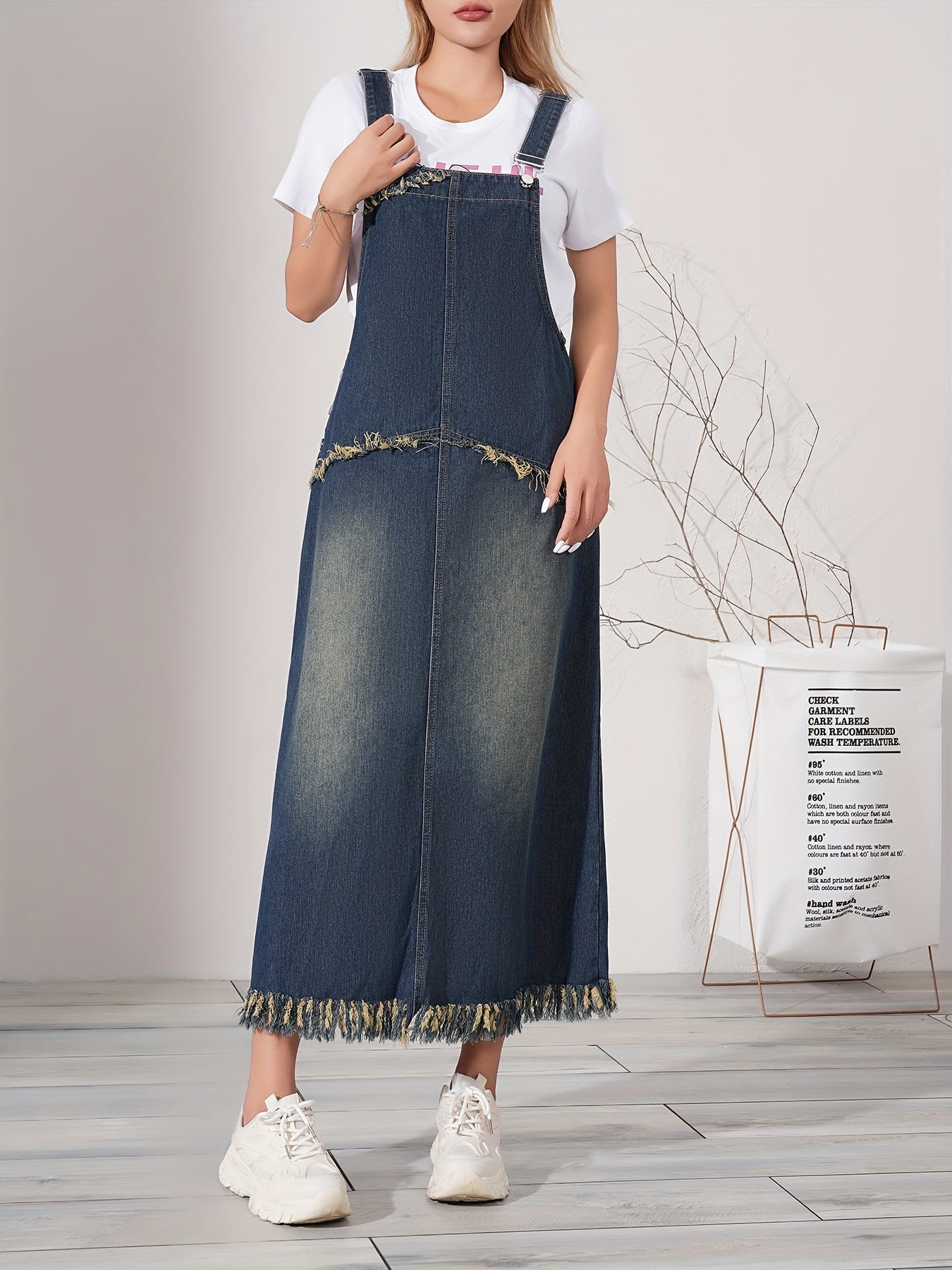 Stoere en veelzijdige denim maxi-jurk | Shop nu voor een tijdloze look! afbeelding 4