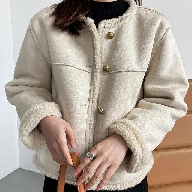 Nora | Sherpa jack