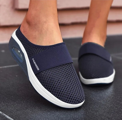 Sophie | Comfortabele ademende zwarte pantoffels