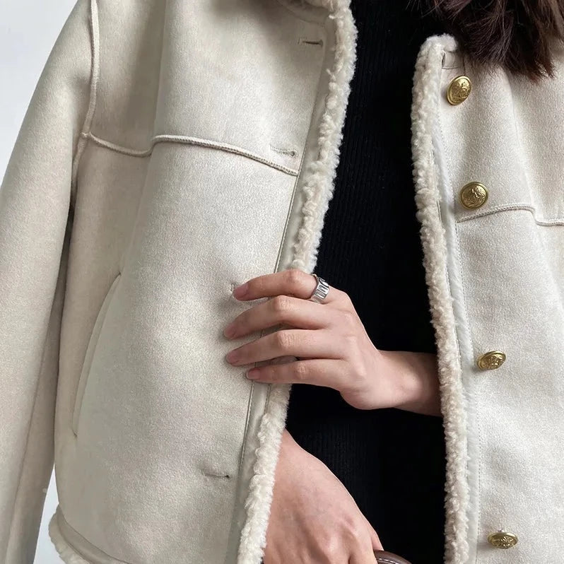 Nora | Sherpa jack