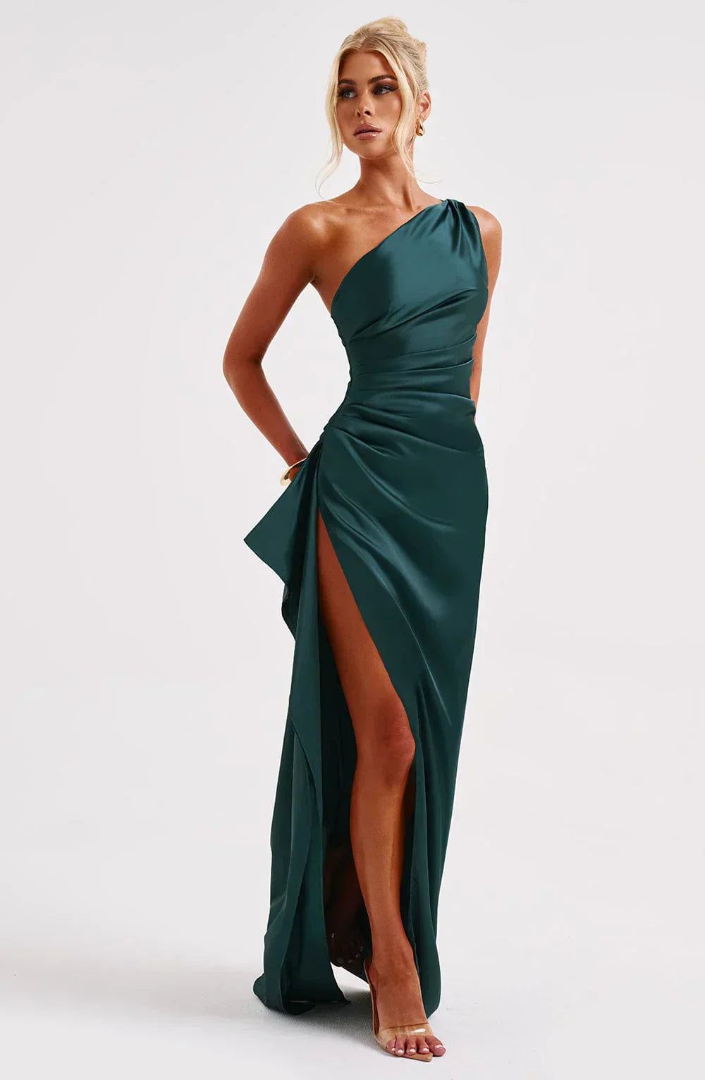 Schitterende Luxe Satijnen One-Shoulder Splitjurk