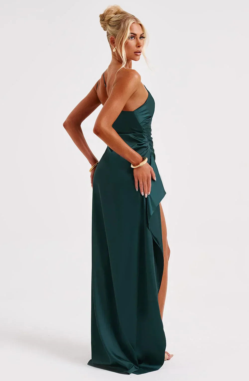 Schitterende Luxe Satijnen One-Shoulder Splitjurk
